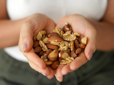 Aktivierte Bio-Nüsse für Herzgesundheit – 29% weniger Herzinfarkte pro Handvoll täglich