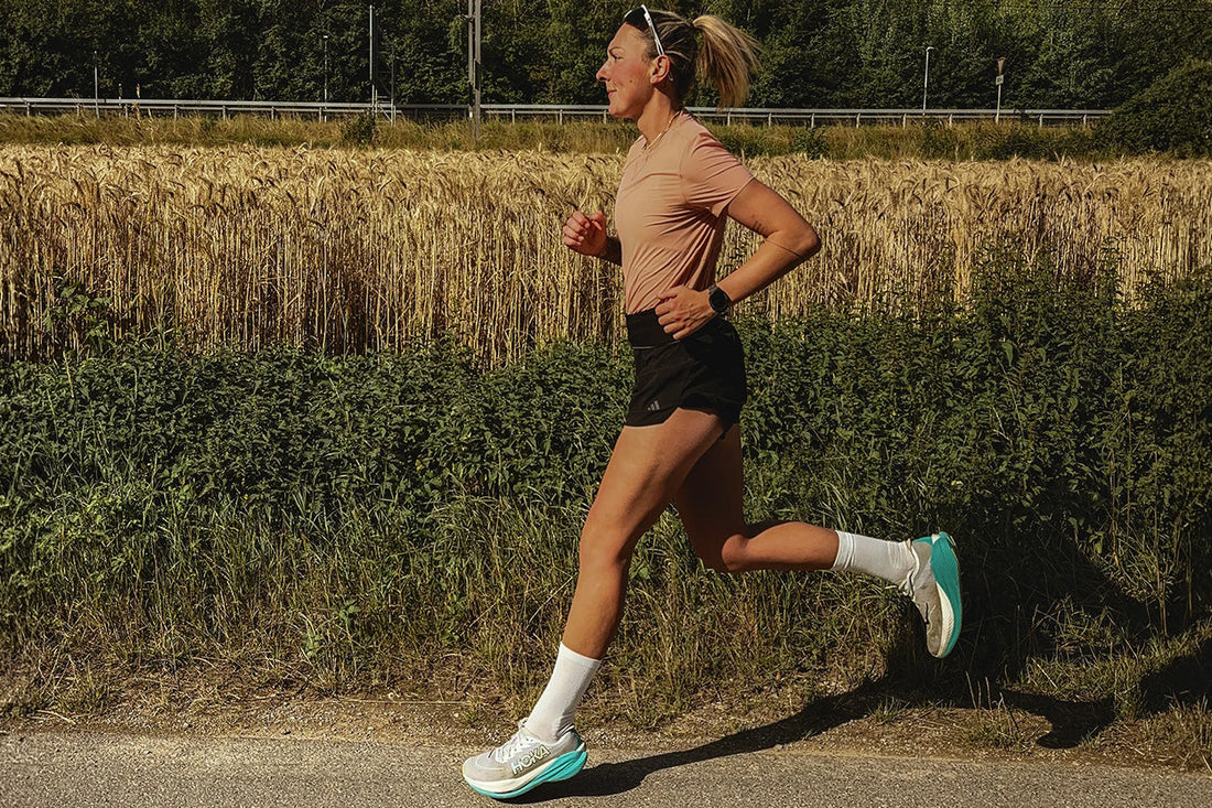 Laura und 2DiE4: Aktivierte Performance aus echter Erfahrung