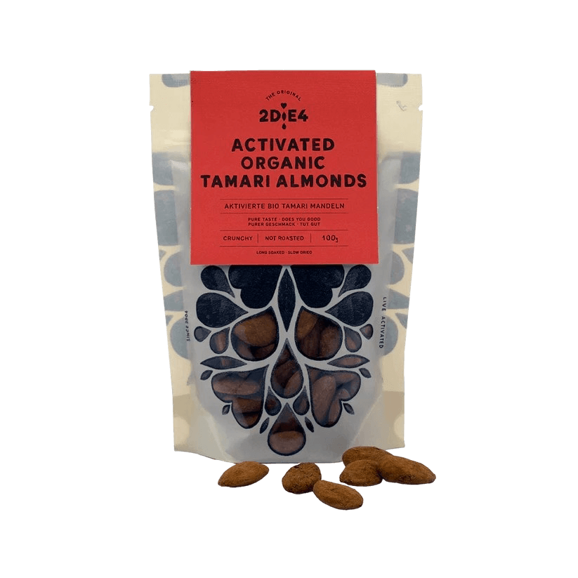 2DiE4 aktivierte Bio-Tamari-Mandeln – zweistufig fermentiert, verfeinert mit Tamari, mit intensivem Umami-Geschmack, perfektem Crunch und hoher Nährstoffverfügbarkeit.
