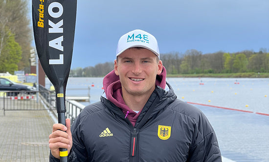 DEUTSCHER KANUTE UND OLYMPIASIEGER
Tom Liebscher,  Die aktivierten Nüsse von 2DiE4 sind eine ideale Ergänzung für mein tägliches Overnight Porridge und der perfekte Snack nach dem Training